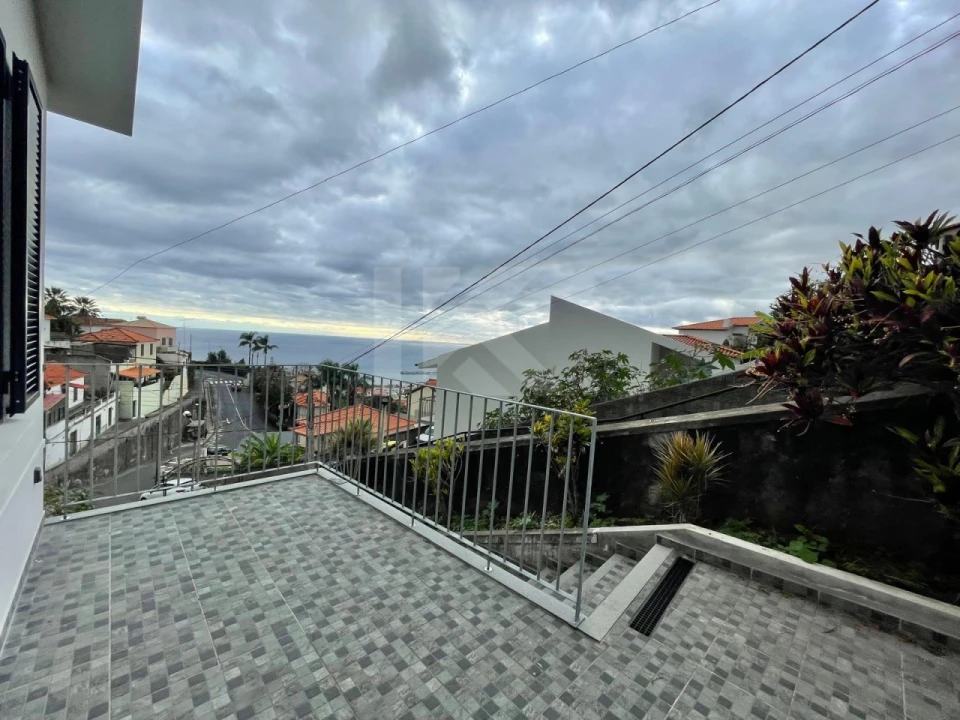 Moradia T2 para Arrendamento em Funchal (Santa Maria Maior) Foto 19