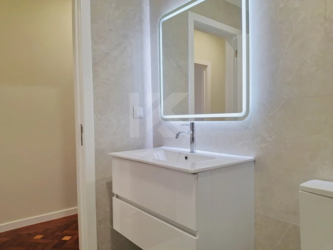 Moradia T2 para Arrendamento em Funchal (Santa Maria Maior) Foto 9