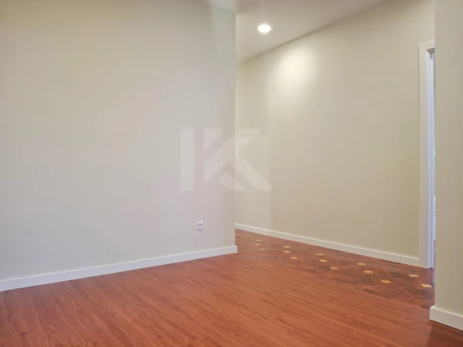 Moradia T2 para Arrendamento em Funchal (Santa Maria Maior) Foto 12