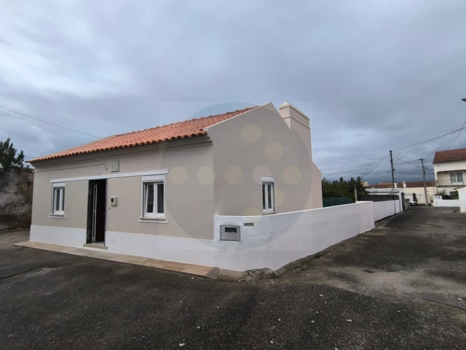 Moradia T2 para Venda em Pego Foto 1