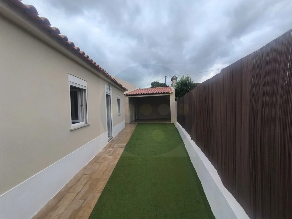 Moradia T2 para Venda em Pego Foto 23