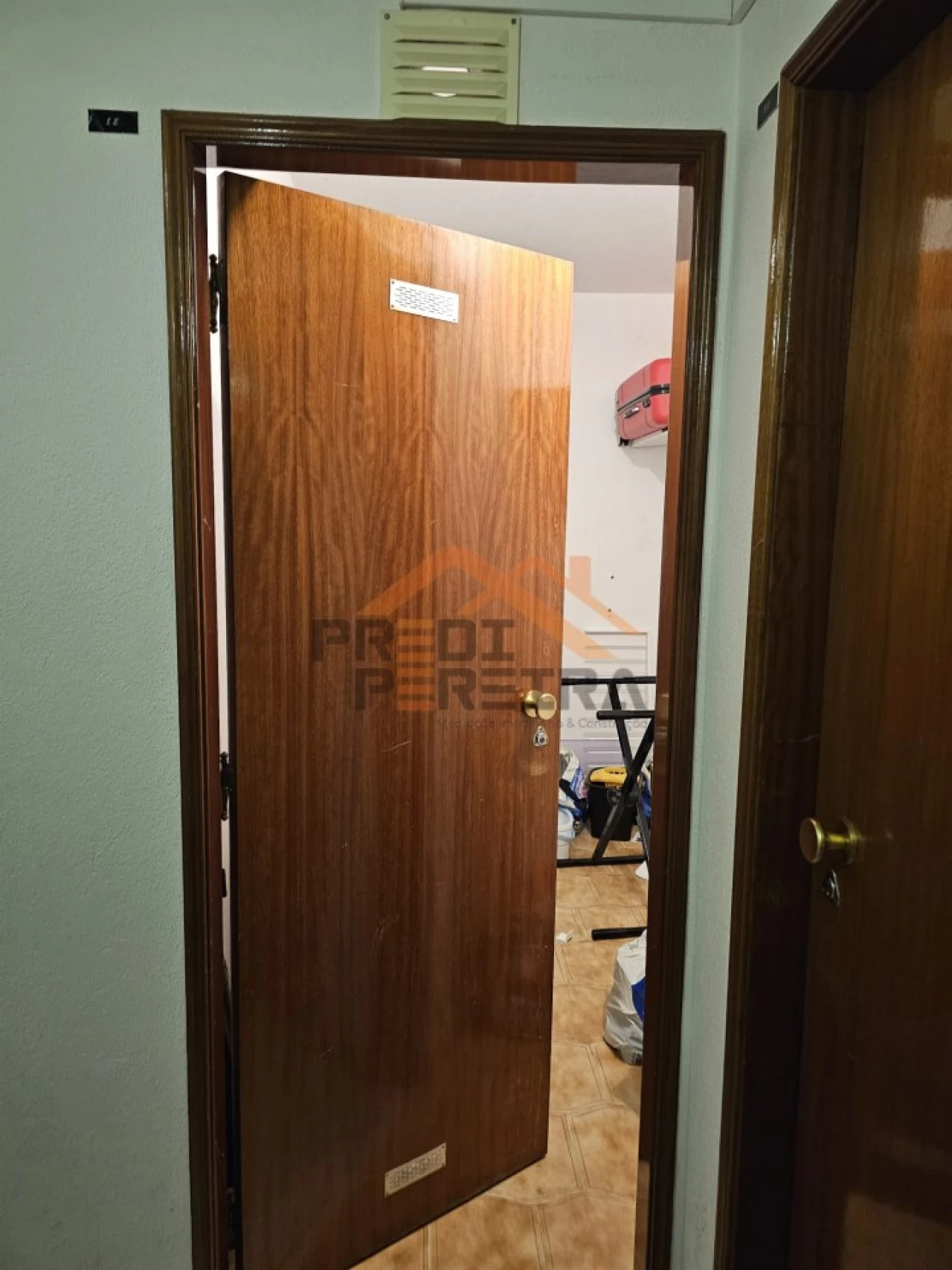 Apartamento T2 para Arrendamento em Ramada e Caneças Foto 15