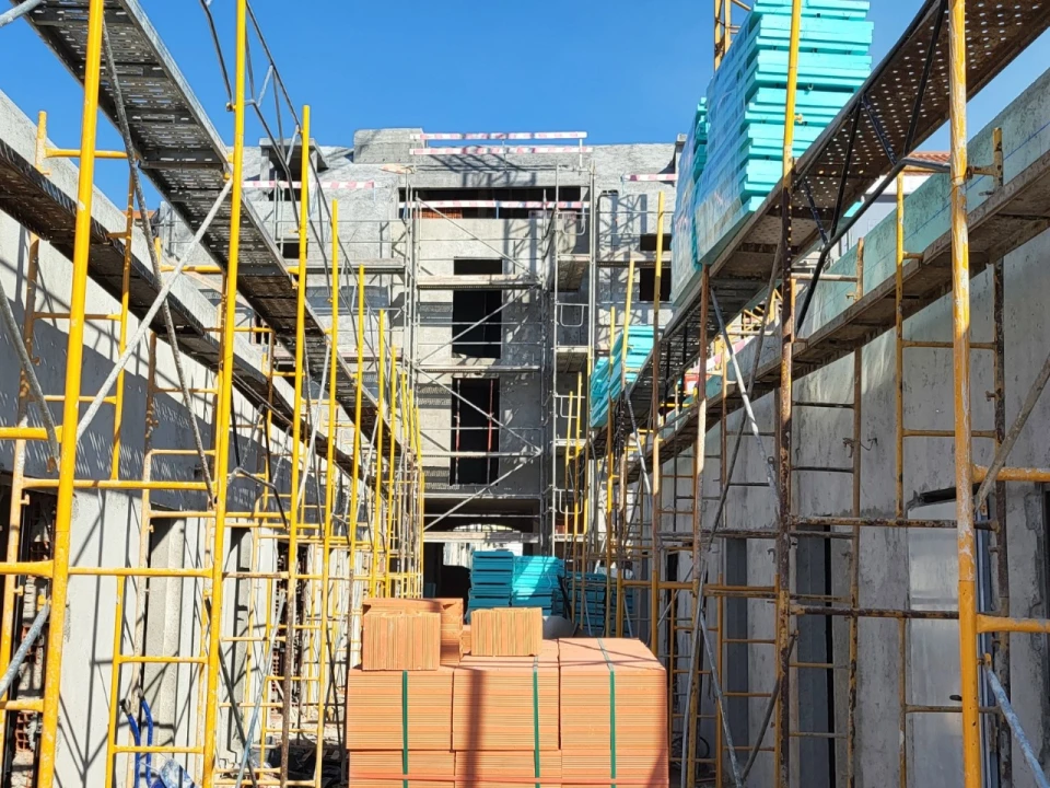 Apartamento T2 para Venda em Areeiro Foto 30