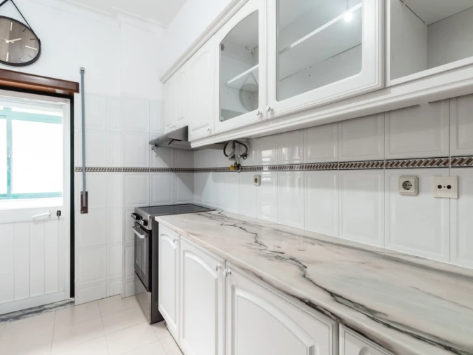 Apartamento T3 para Venda em Sé Nova, Santa Cruz, Almedina e São Bartolomeu Foto 11