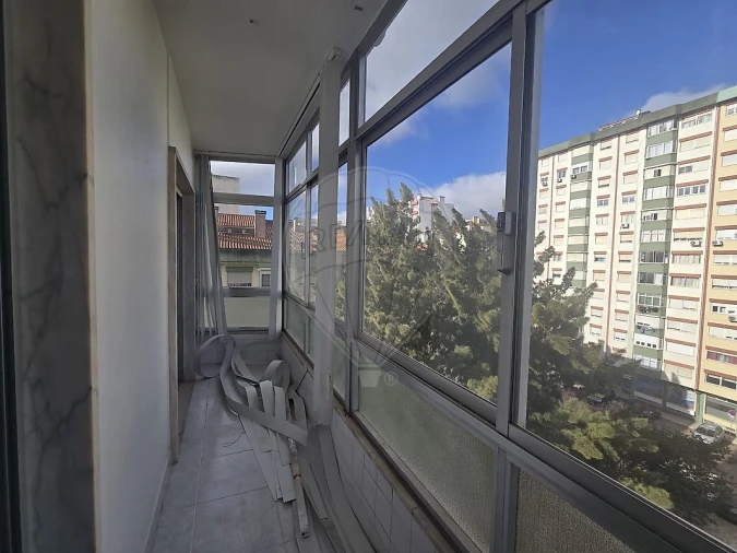 Apartamento T4 para Venda em Massamá e Monte Abraão Foto 16