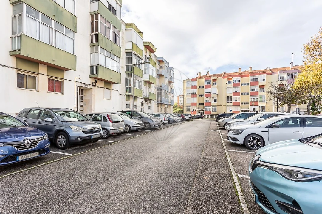Apartamento T1 para Venda em Póvoa de Santa Iria e Forte da Casa Foto 20