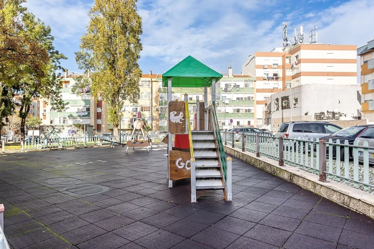 Apartamento T1 para Venda em Póvoa de Santa Iria e Forte da Casa Foto 18