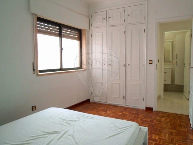 Apartamento T2 para Arrendamento em Cacém e São Marcos Foto 11