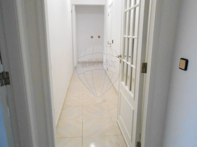 Apartamento T2 para Arrendamento em Cacém e São Marcos Foto 6