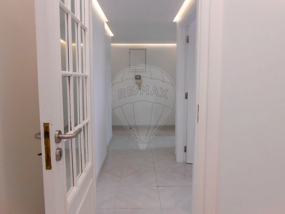 Apartamento T2 para Arrendamento em Cacém e São Marcos Foto 13