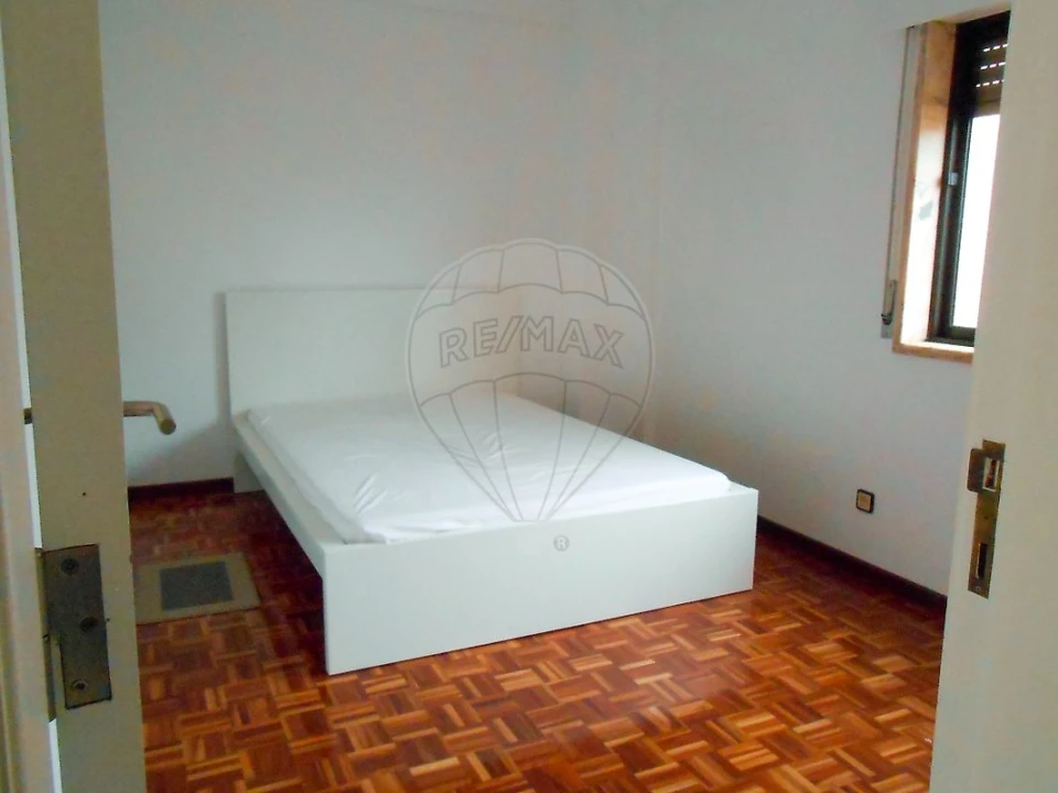 Apartamento T2 para Arrendamento em Cacém e São Marcos Foto 10