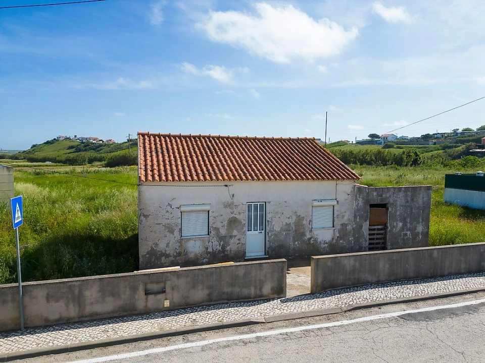 Moradia T2 para Venda em São Pedro da Cadeira Foto 12