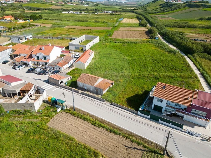 Moradia T2 para Venda em São Pedro da Cadeira Foto 5