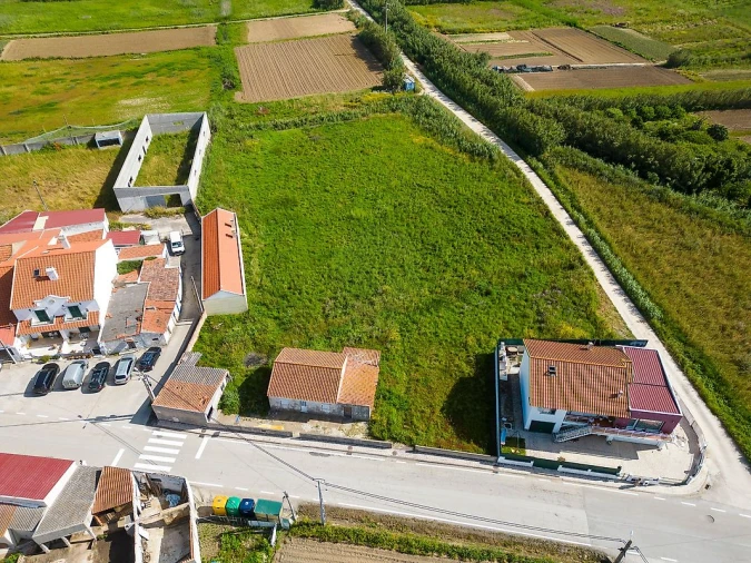 Moradia T2 para Venda em São Pedro da Cadeira Foto 3