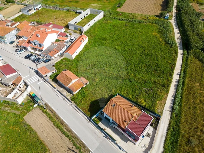 Moradia T2 para Venda em São Pedro da Cadeira Foto 4