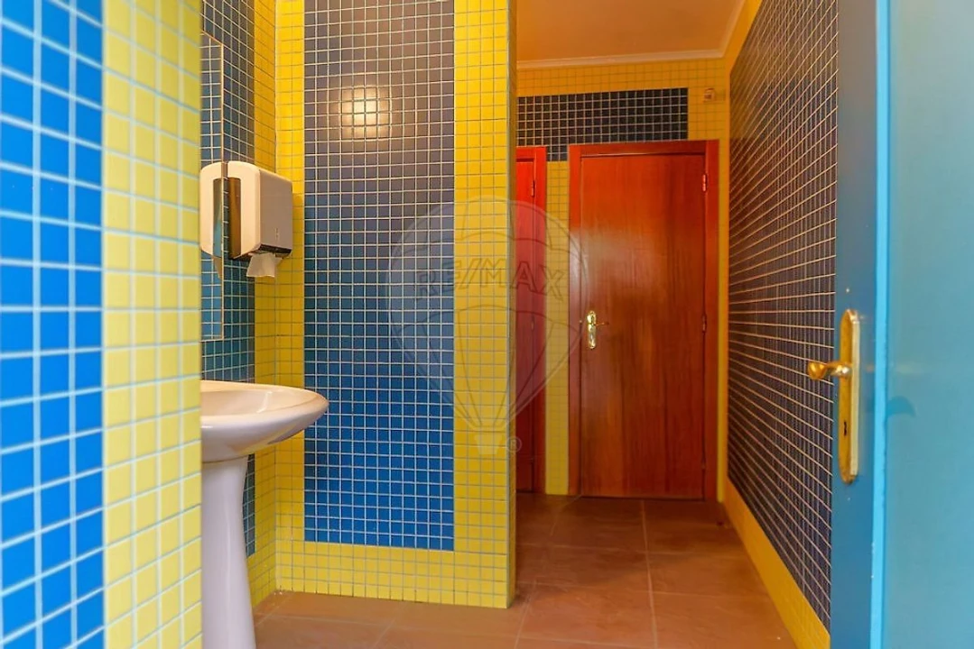 Loja para Arrendamento em Algueirão-Mem Martins Foto 14