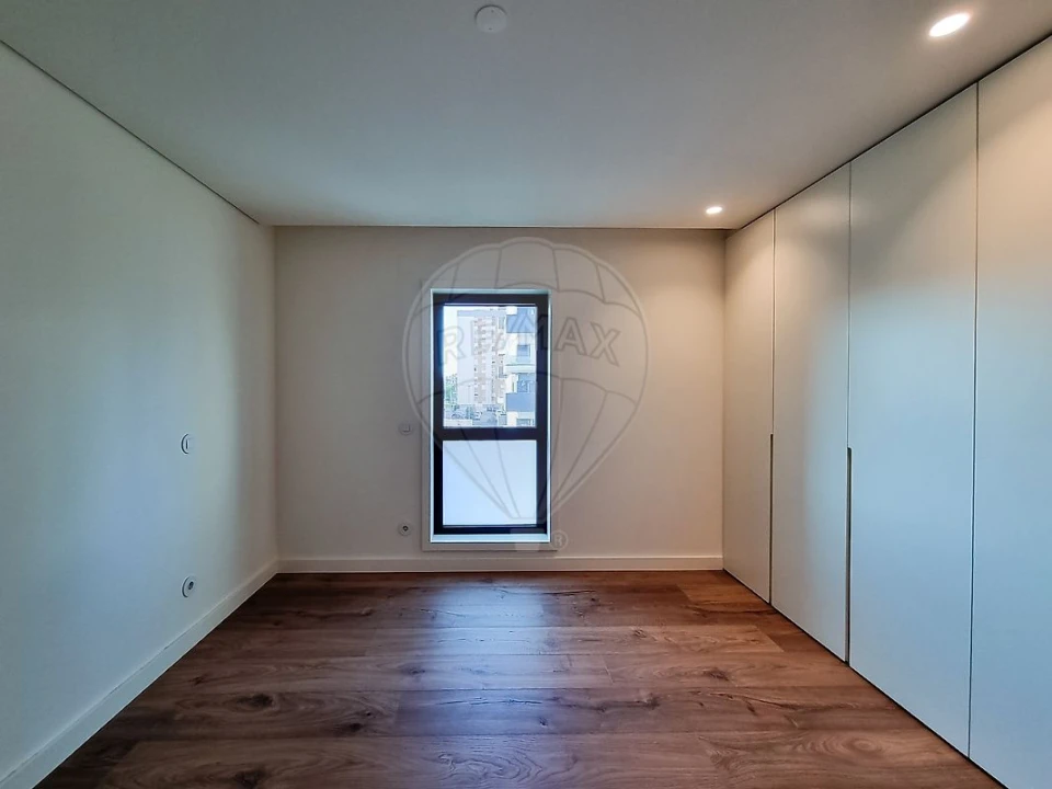 Apartamento T1 para Arrendamento em Moscavide e Portela Foto 18