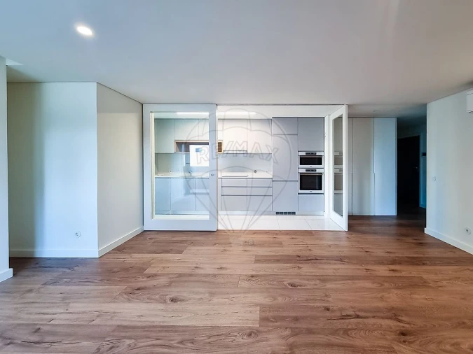 Apartamento T1 para Arrendamento em Moscavide e Portela Foto 3