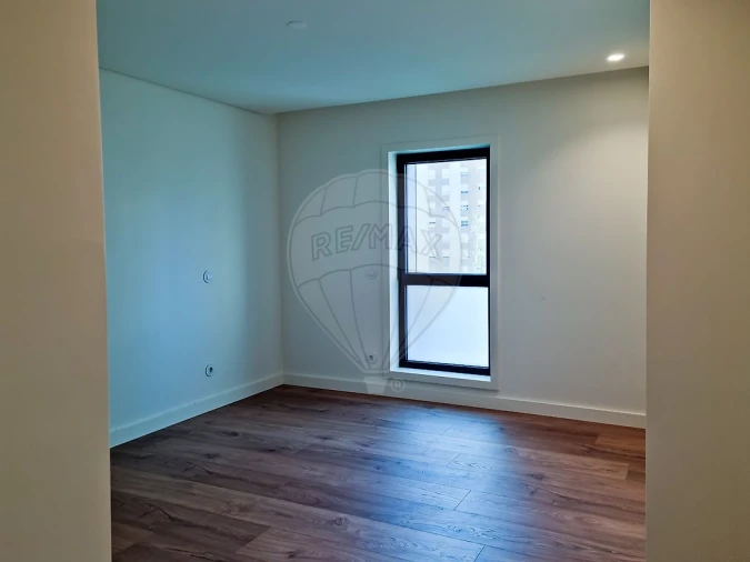 Apartamento T1 para Arrendamento em Moscavide e Portela Foto 8
