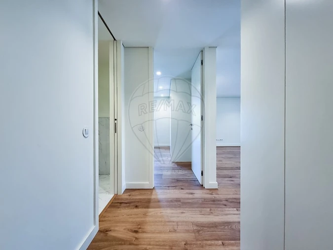 Apartamento T1 para Arrendamento em Moscavide e Portela Foto 12