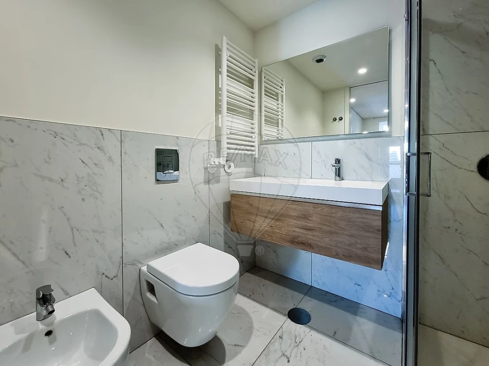 Apartamento T1 para Arrendamento em Moscavide e Portela Foto 15