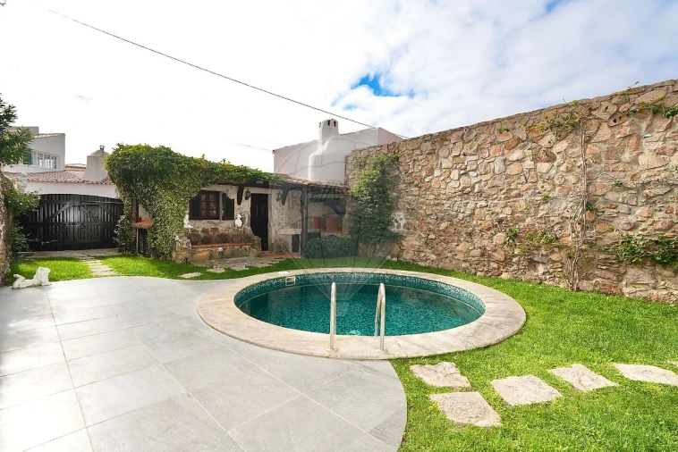 Moradia T3 para Venda em Colares Foto 37