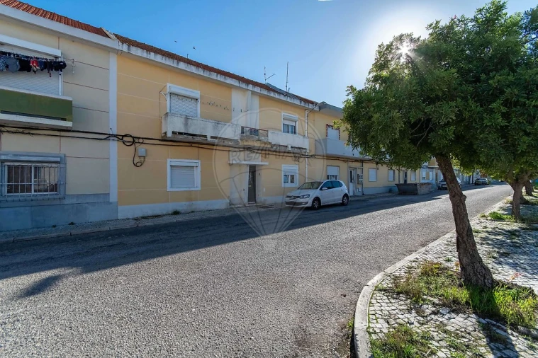 Apartamento T1 para Venda em Alhos Vedros Foto 16