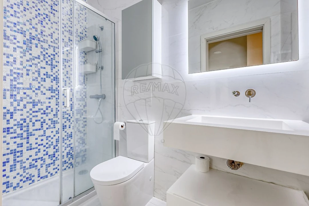 Apartamento para Venda em Cedofeita, Santo Ildefonso, Sé, Miragaia, São Nicolau e Vitória Foto 8