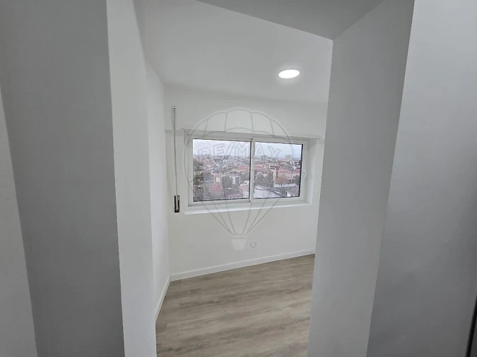 Apartamento T2 para Venda em Pedrouços Foto 10