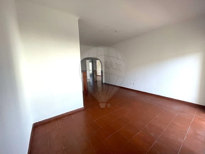 Apartamento T3 para Venda em Moita Foto 4