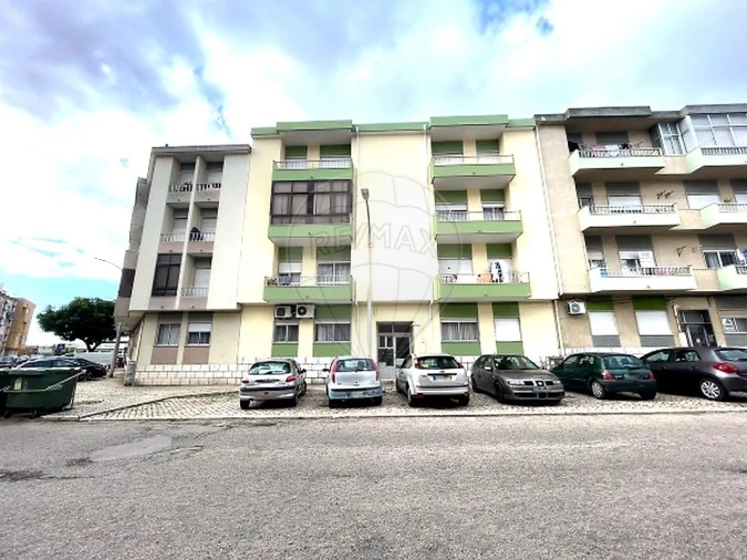 Apartamento T3 para Venda em Moita Foto 9