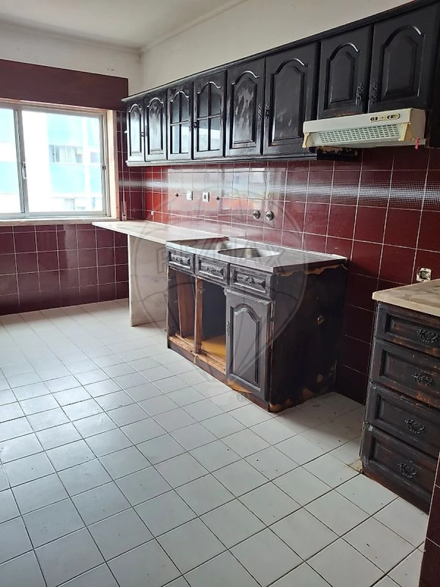 Apartamento T3 para Venda em Seixal, Arrentela e Aldeia de Paio Pires Foto 26