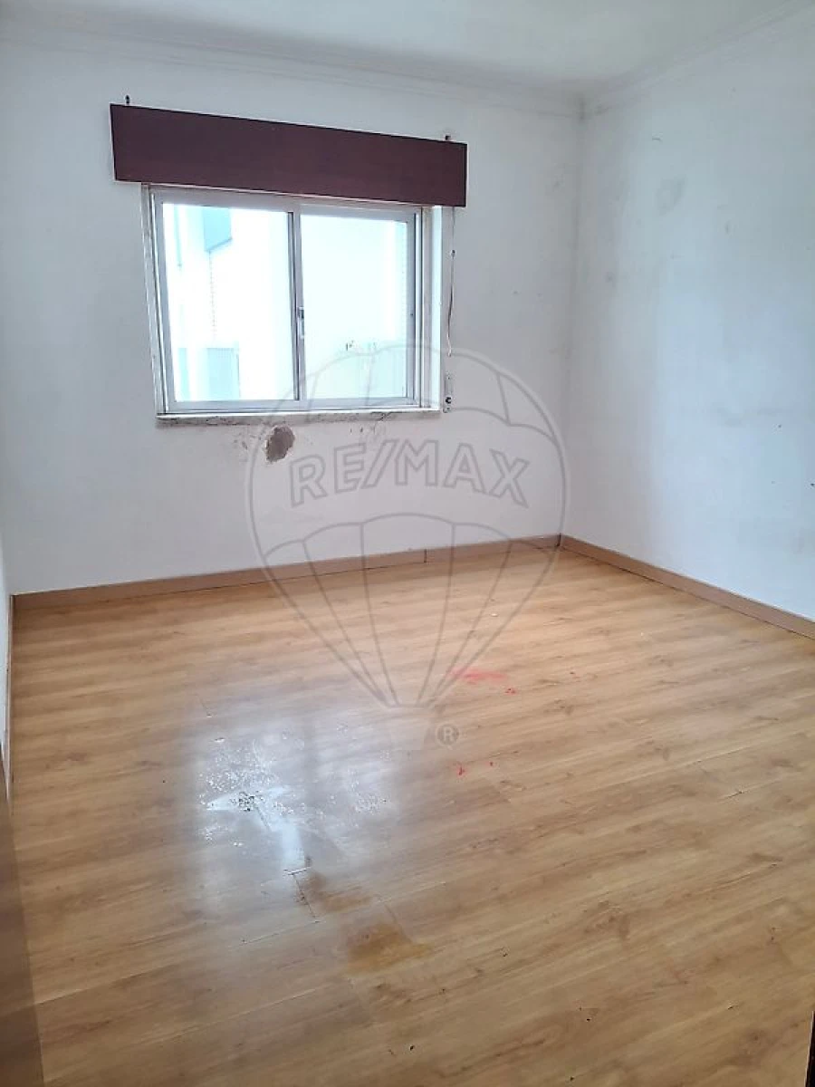 Apartamento T3 para Venda em Seixal, Arrentela e Aldeia de Paio Pires Foto 11