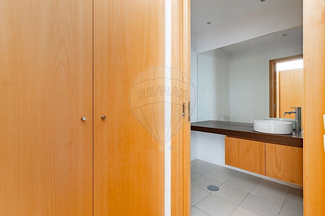 Apartamento T3 para Venda em Esmoriz Foto 18