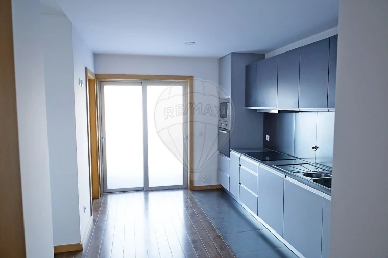 Apartamento T3 para Venda em Esmoriz Foto 5