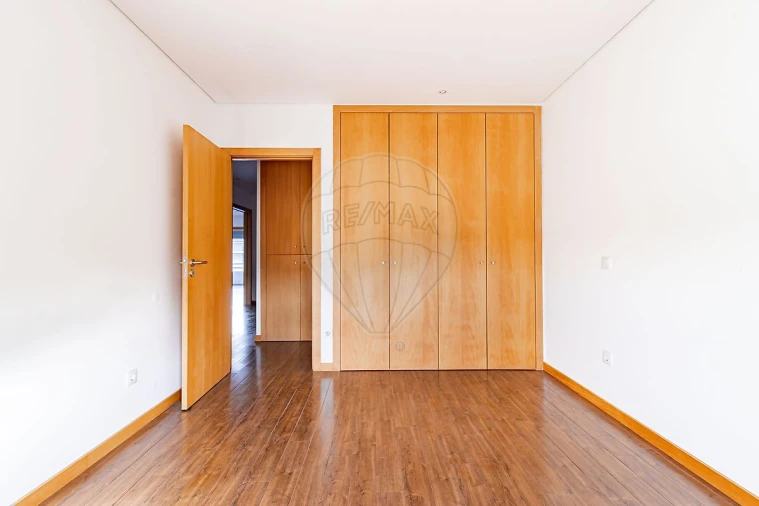 Apartamento T3 para Venda em Esmoriz Foto 15