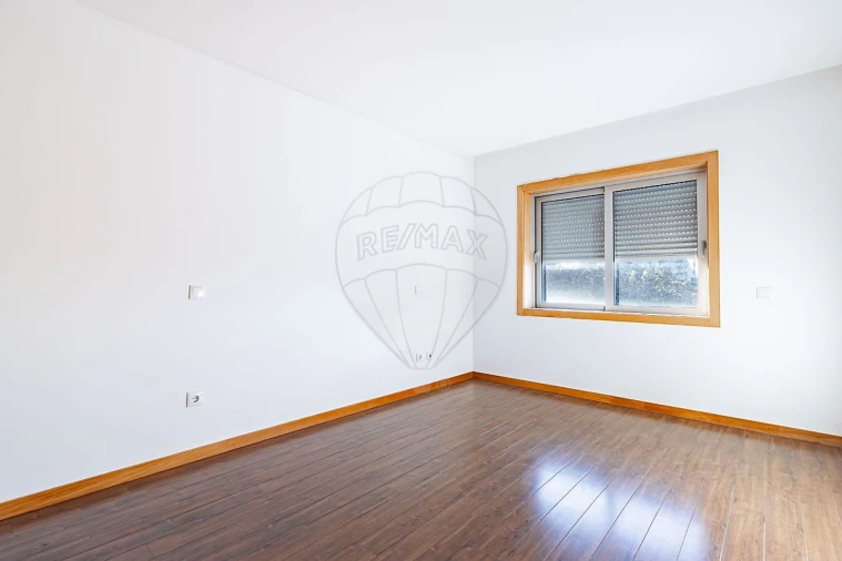 Apartamento T3 para Venda em Esmoriz Foto 14