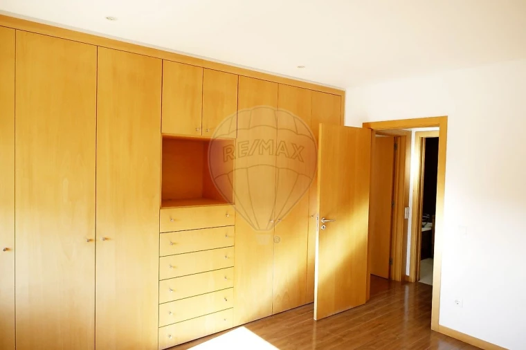 Apartamento T3 para Venda em Esmoriz Foto 15