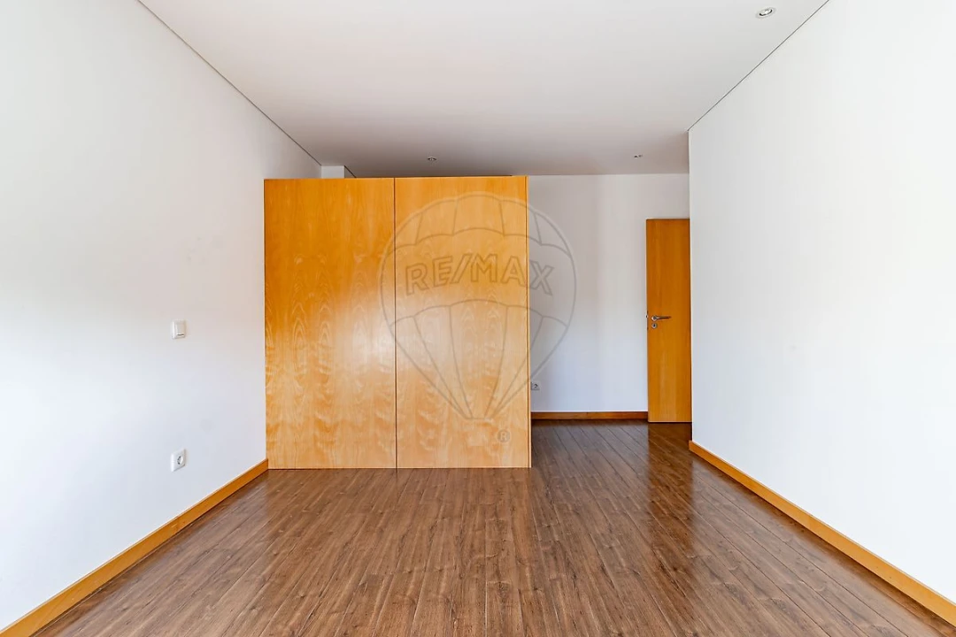 Apartamento T3 para Venda em Esmoriz Foto 17