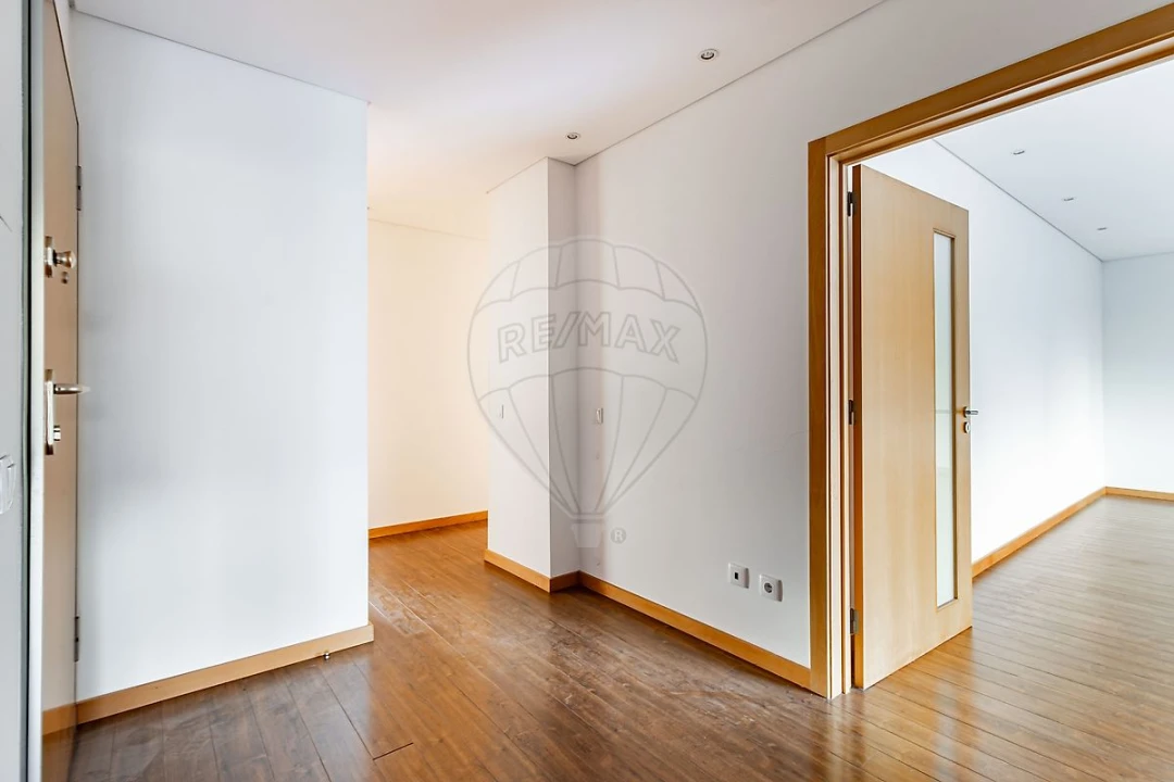 Apartamento T3 para Venda em Esmoriz Foto 10