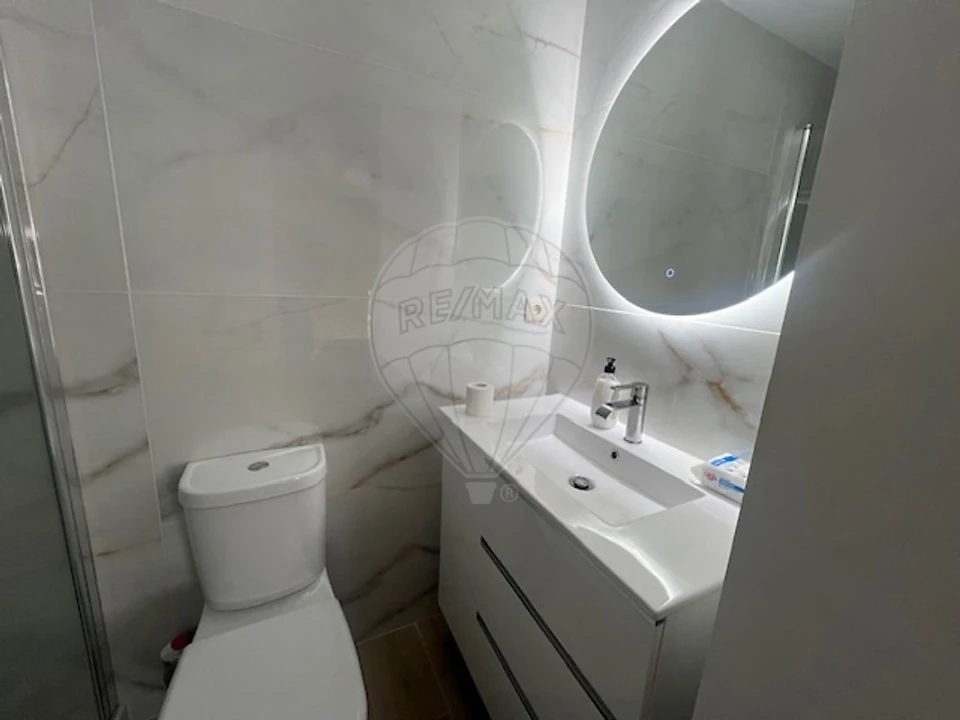 Moradia T1 para Venda em Vale de Salgueiro Foto 14