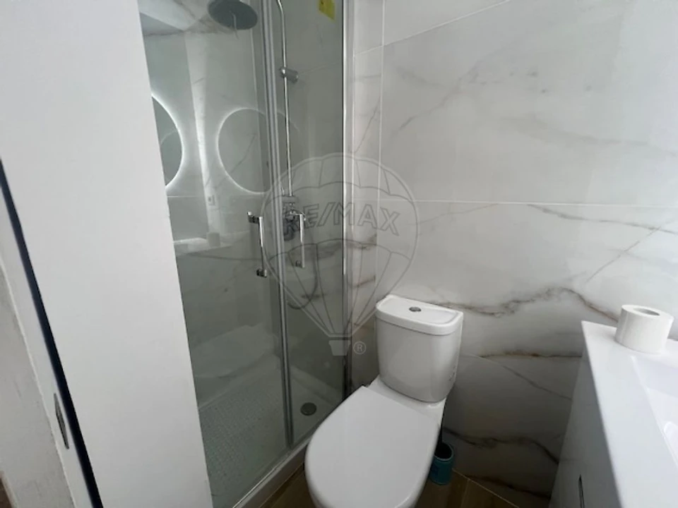 Moradia T1 para Venda em Vale de Salgueiro Foto 15