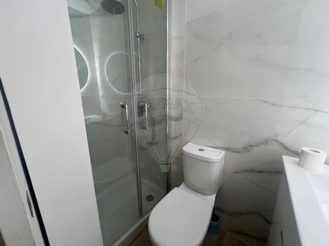 Moradia T1 para Venda em Vale de Salgueiro Foto 15