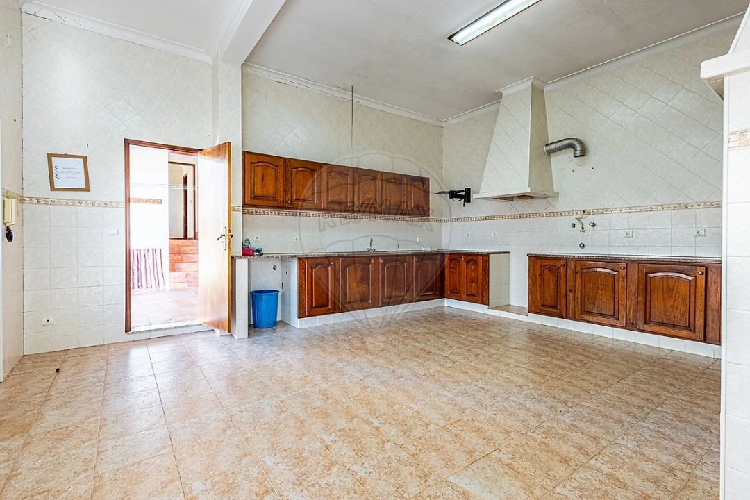 Moradia T6 para Venda em São Martinho do Porto Foto 29