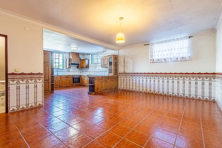 Moradia T6 para Venda em São Martinho do Porto Foto 6