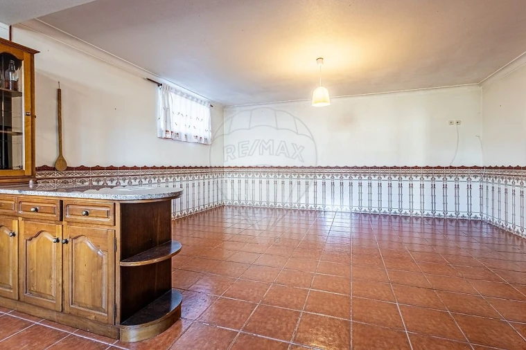 Moradia T6 para Venda em São Martinho do Porto Foto 5