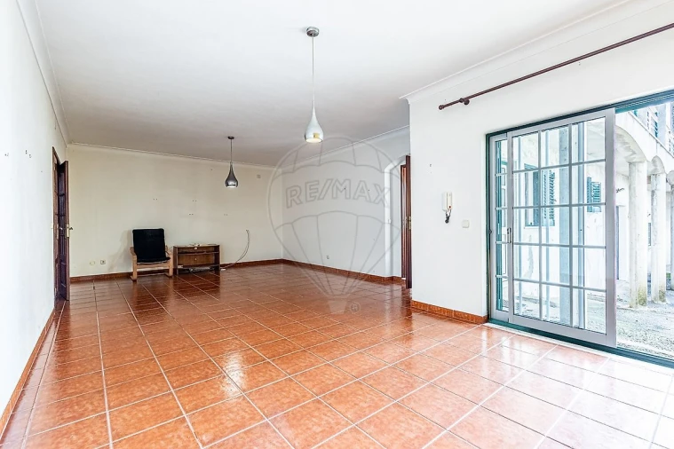 Moradia T6 para Venda em São Martinho do Porto Foto 22