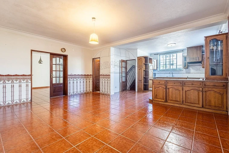 Moradia T6 para Venda em São Martinho do Porto Foto 7