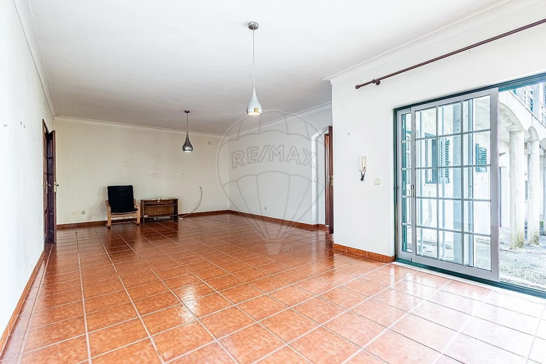 Moradia T6 para Venda em São Martinho do Porto Foto 22