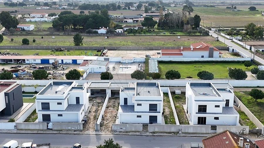 Armazém para Venda em Salvaterra de Magos e Foros de Salvaterra Foto 19